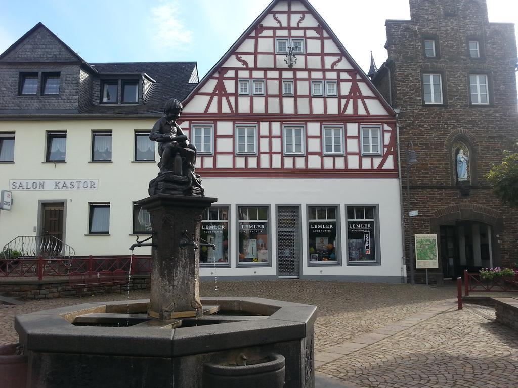 Pension "Am Markt" Treis-Karden Luaran gambar